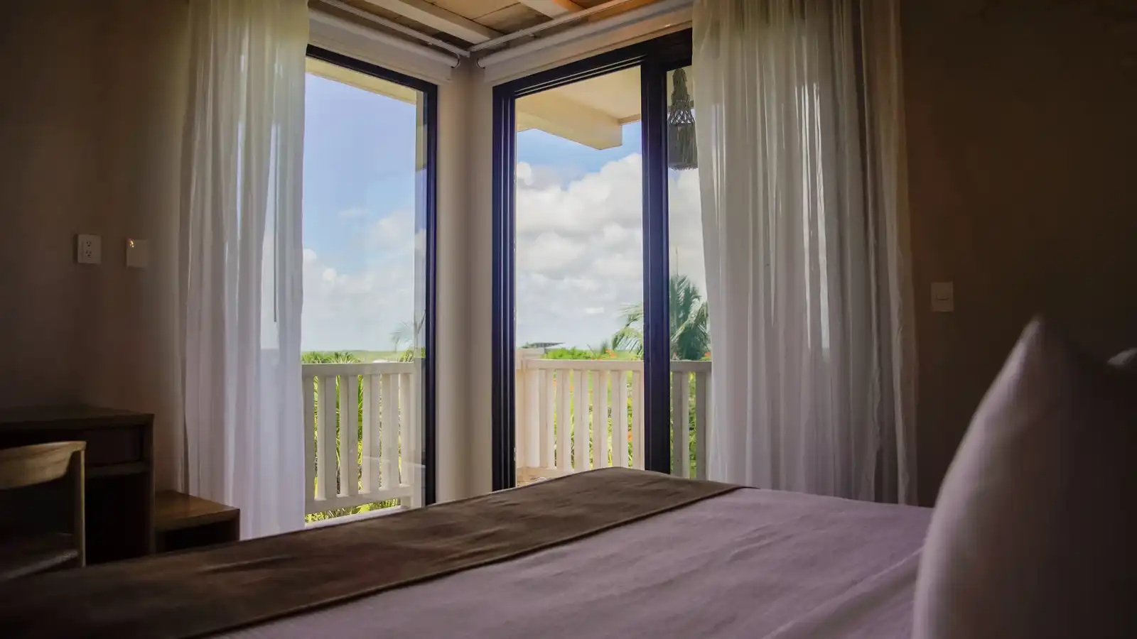 Deluxe King Room · Jungle views, photo 1